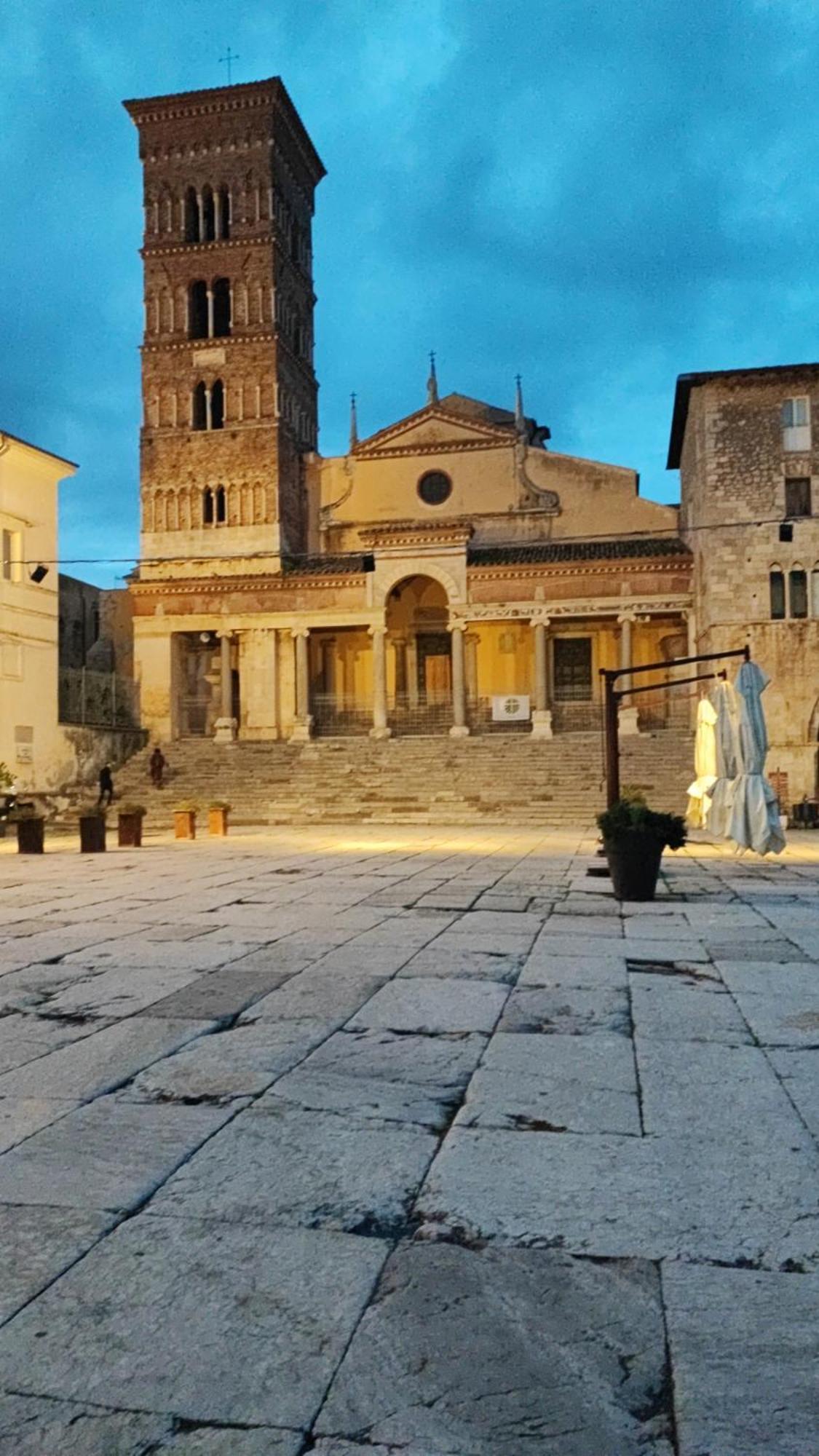 Apartamento Le Tre Porte Del Giubileo Terracina Exterior foto